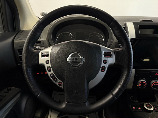Nissan X-Trail LE High, 2011 года, пробег 222000 км