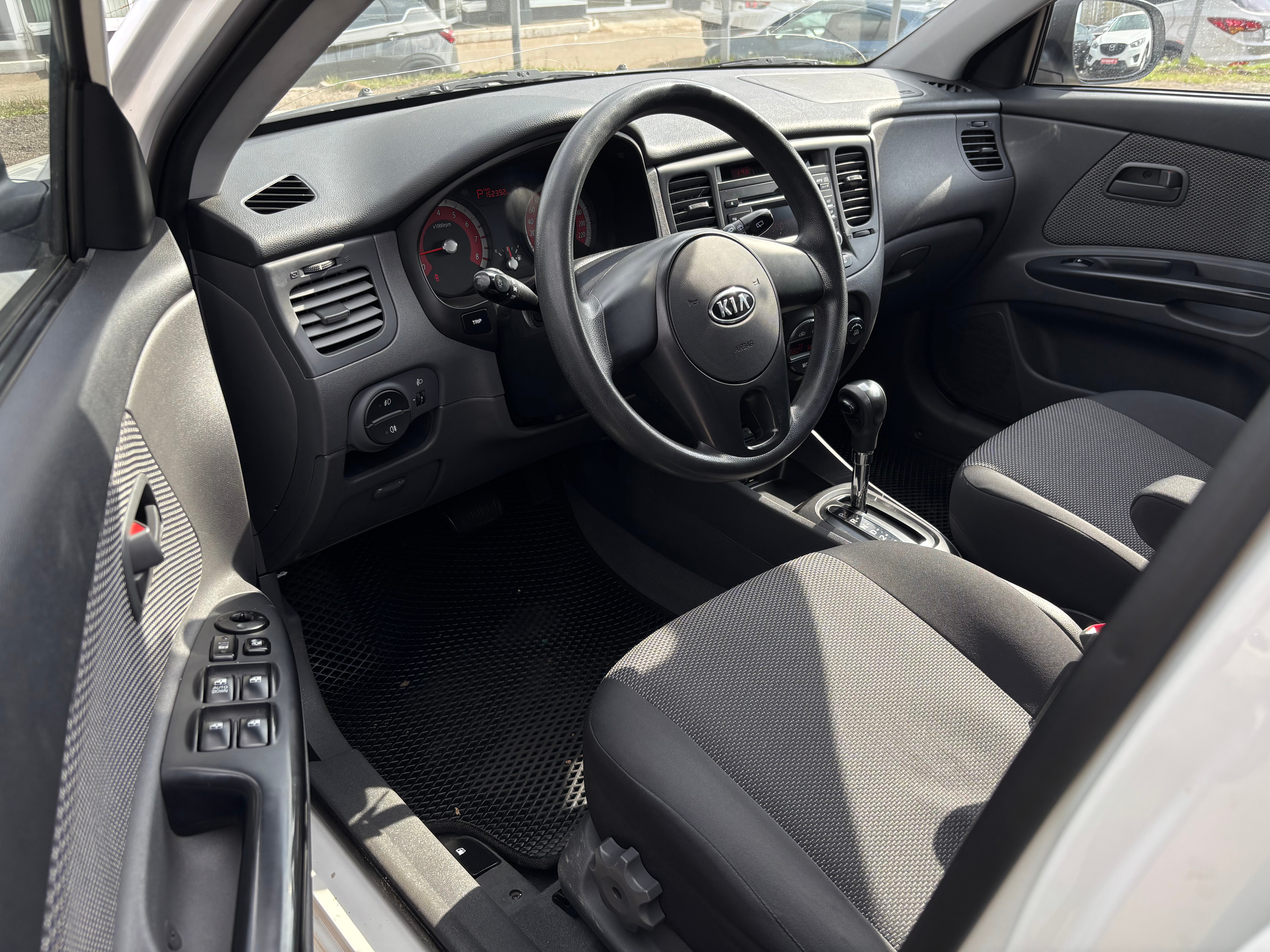Kia Rio Luxe, 2011 года, пробег 152380 км