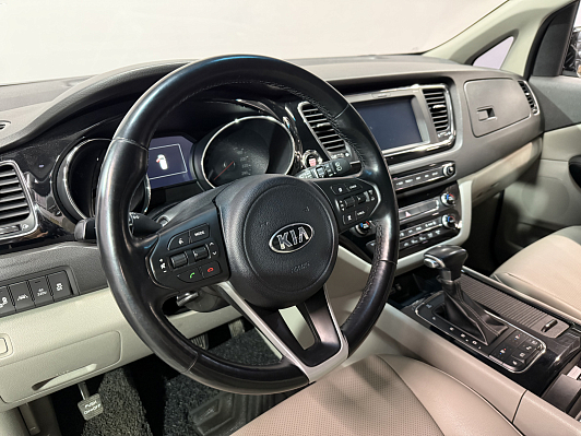 Kia Carnival, 2017 года, пробег 216971 км