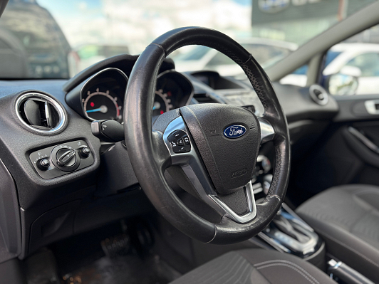 Ford Fiesta Titanium, 2016 года, пробег 126121 км