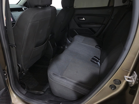 Renault Duster Life, 2021 года, пробег 74194 км