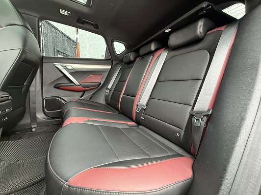 Geely Coolray Flagship, 2023 года, пробег 27055 км