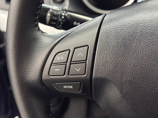 Mitsubishi Lancer, 2011 года, пробег 132603 км