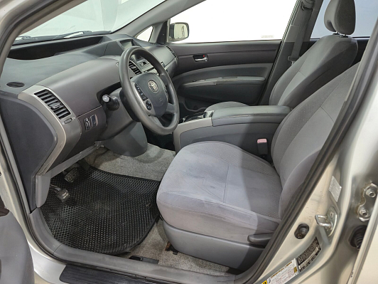 Toyota Prius, 2004 года, пробег 220553 км