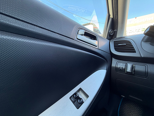 Hyundai Solaris Classic, 2011 года, пробег 286900 км