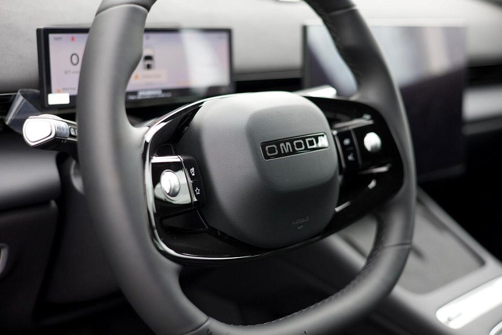 Omoda C7 Драйв, черный