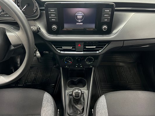Skoda Rapid Ambition, 2021 года, пробег 50000 км
