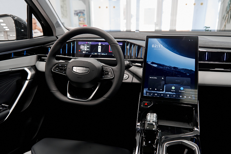 Geely Atlas Flagship, зеленый