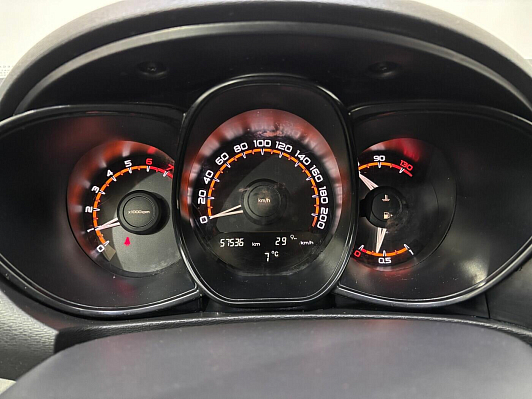 Lada (ВАЗ) Vesta 50 Anniversary, 2019 года, пробег 57573 км