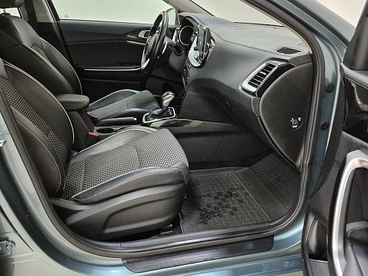Kia Ceed, 2022 года, пробег 48683 км