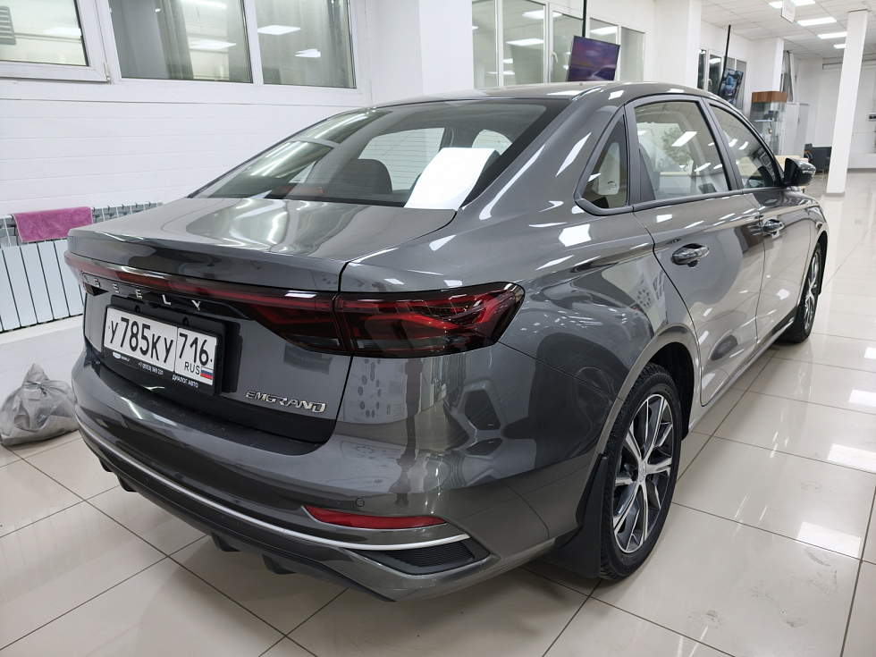 Geely Emgrand Flagship, серый