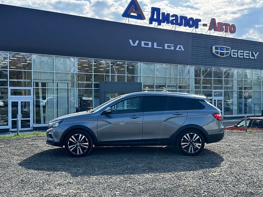 Lada (ВАЗ) Vesta Luxe, 2018 года, пробег 132726 км