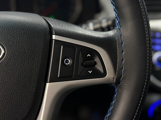 Hyundai Solaris Active, 2012 года, пробег 132726 км