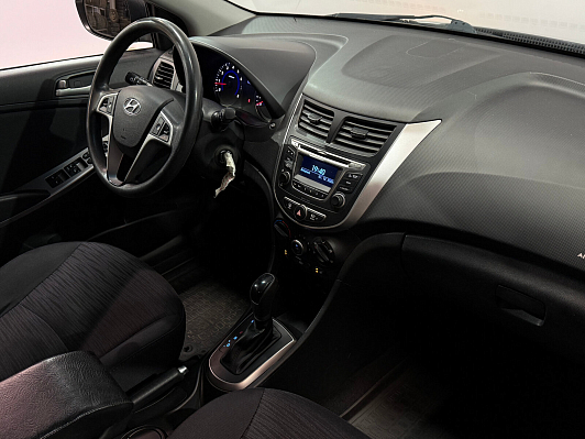 Hyundai Solaris Comfort, 2015 года, пробег 133000 км