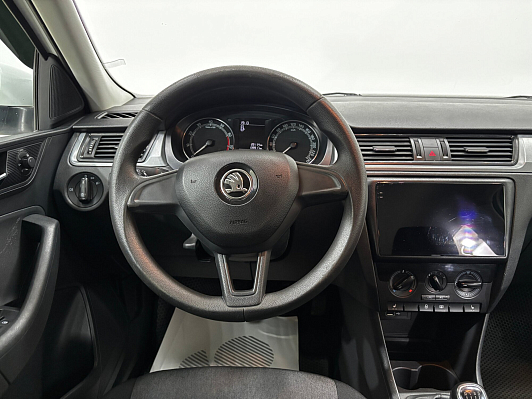 Skoda Rapid Hockey Edition Active, 2018 года, пробег 140000 км
