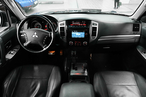 Mitsubishi Pajero Instyle, 2017 года, пробег 150820 км