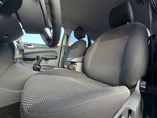 Ford Focus Comfort, 2008 года, пробег 260000 км