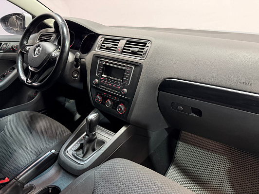 Volkswagen Jetta Comfortline, 2018 года, пробег 179000 км