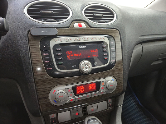 Ford Focus Ghia, 2008 года, пробег 257397 км