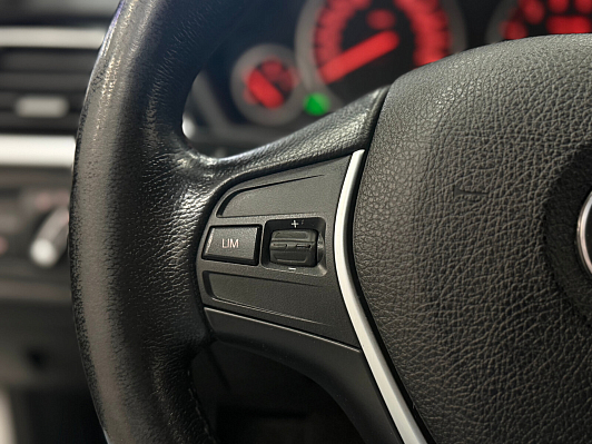 BMW 3 серии 318i Sport Line, 2017 года, пробег 193330 км