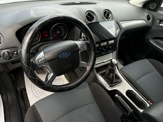 Ford Mondeo Ambiente, 2009 года, пробег 176000 км