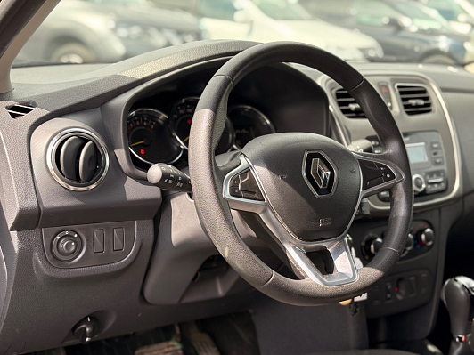 Renault Sandero Stepway Drive, 2018 года, пробег 63300 км