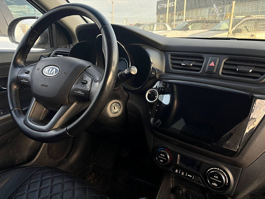 Kia Rio, 2011 года, пробег 135000 км