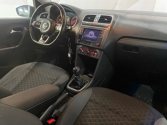 Volkswagen Polo Football Edition, 2018 года, пробег 105000 км