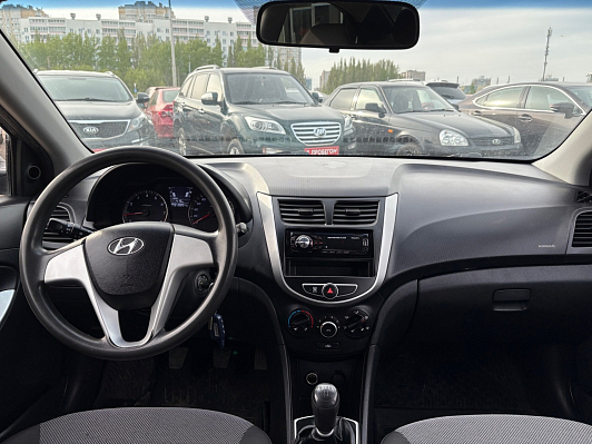 Hyundai Solaris, 2011 года, пробег 210804 км