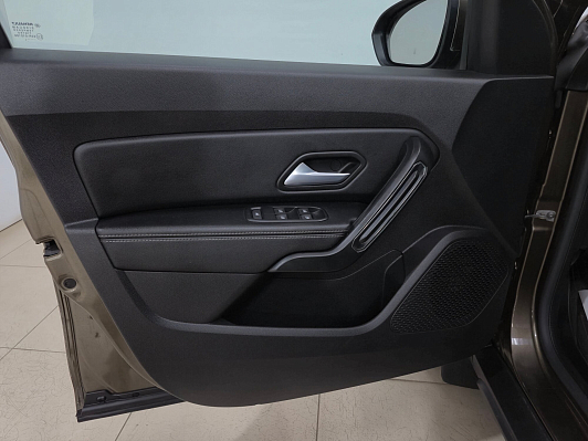 Renault Duster Life, 2021 года, пробег 74194 км