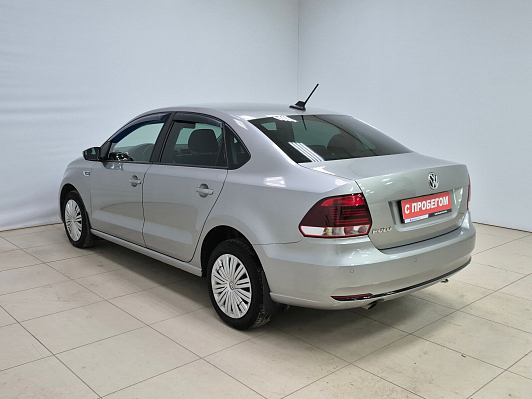 Volkswagen Polo Comfortline, 2019 года, пробег 93211 км