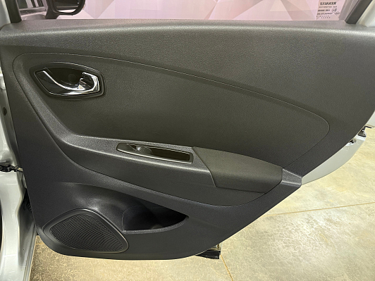 Renault Kaptur Drive, 2017 года, пробег 74741 км