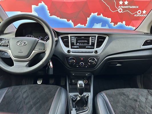 Hyundai Solaris Comfort + Winter + Safety, 2019 года, пробег 190100 км