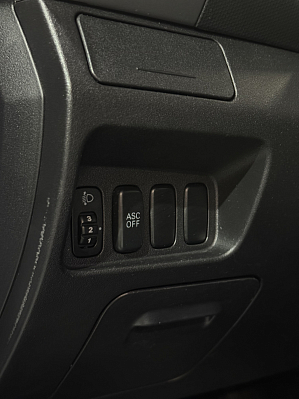 Mitsubishi Outlander Intense, 2008 года, пробег 157530 км