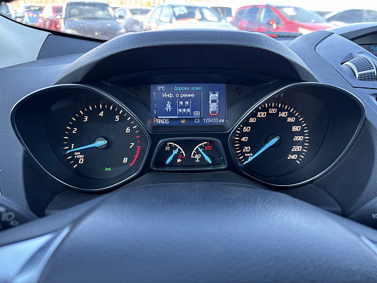 Ford Kuga Titanium, 2014 года, пробег 129431 км