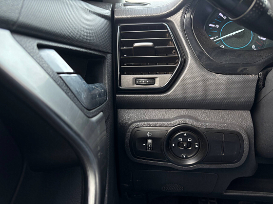 Chery Tiggo 3 Luxury Plus, 2018 года, пробег 131332 км