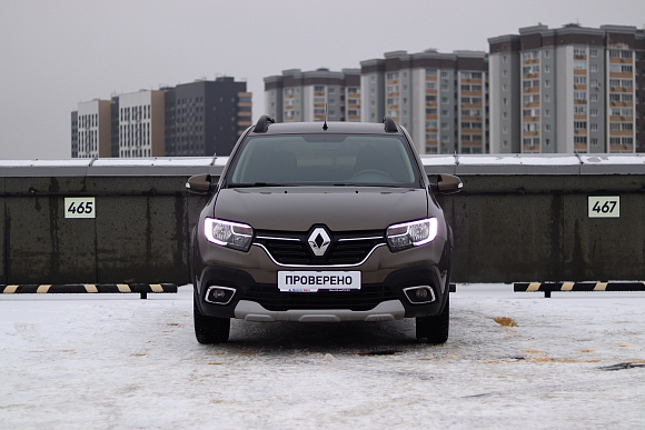 Renault Sandero Stepway Drive, 2019 года, пробег 66000 км