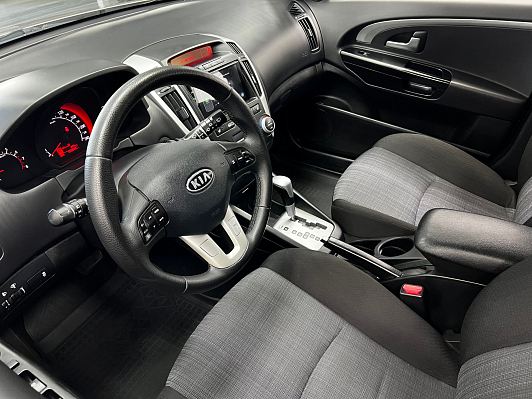 Kia Ceed, 2011 года, пробег 183086 км