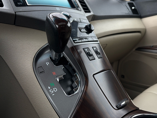 Toyota Venza, 2013 года, пробег 131000 км