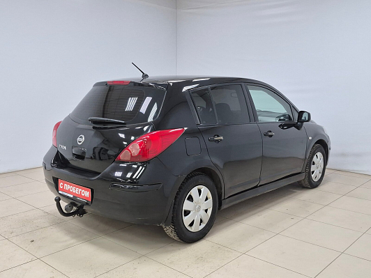 Nissan Tiida, 2010 года, пробег 226257 км