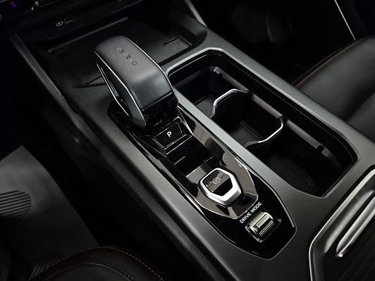 Geely Okavango Флагман, 2024 года, пробег 69548 км