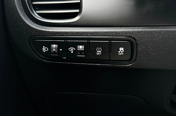 Kia Rio Luxe, 2019 года, пробег 255647 км