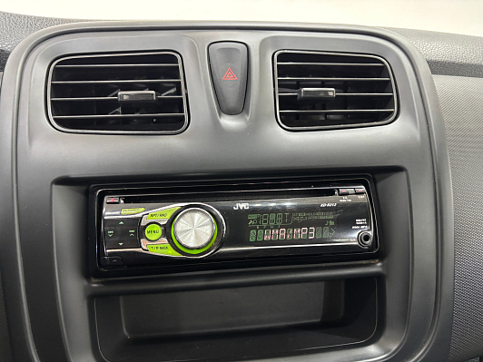 Renault Logan Confort, 2015 года, пробег 102420 км