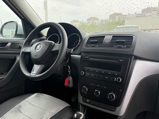 Skoda Yeti, 2014 года, пробег 217537 км