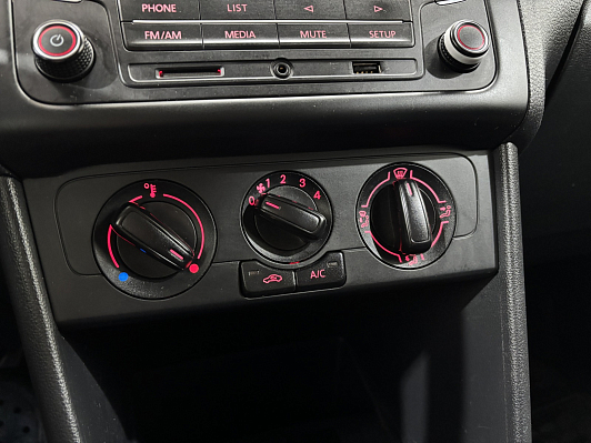 Volkswagen Polo Trendline, 2019 года, пробег 91313 км