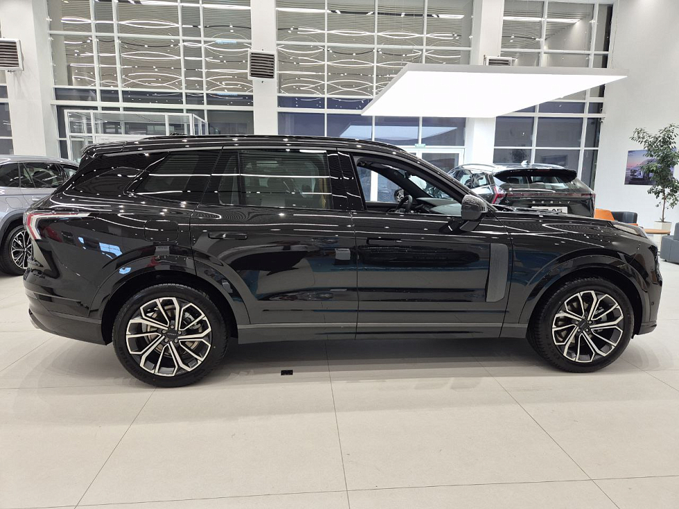 Nordcross 001 Ultra, черный