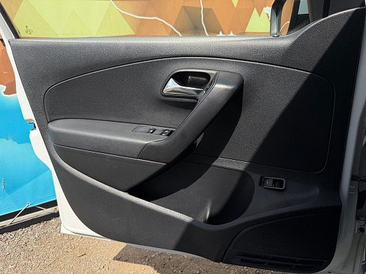 Volkswagen Polo Trendline, 2013 года, пробег 167141 км