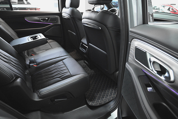 GAC GS8 Lounge HEV, серебряный