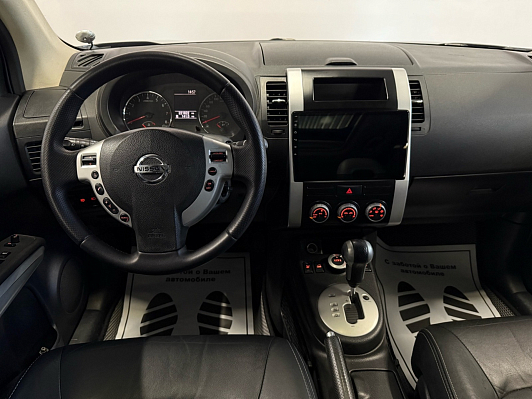 Nissan X-Trail LE High, 2011 года, пробег 222000 км