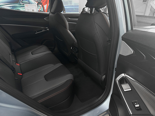 Geely Cityray Luxury, голубой